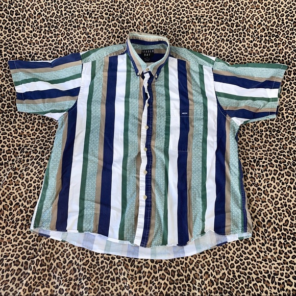 Vintage Trader Bay XL Striped Short Sleeved Collared Button Down Top Green Blue - Picture 6 of 9